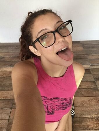 2007emily Nakenläckor OnlyFans Foto 21
