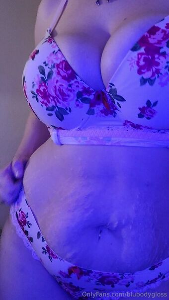 0zero2 Nakenläckor OnlyFans Foto 10