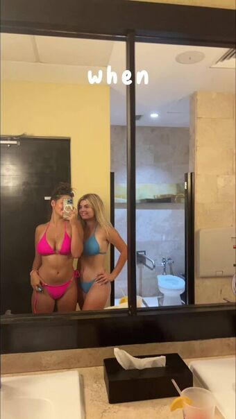 Abby Wignall Nakenläckor OnlyFans Foto 17