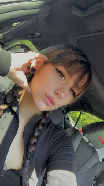 Abusuble Nakenläckor OnlyFans Foto 16