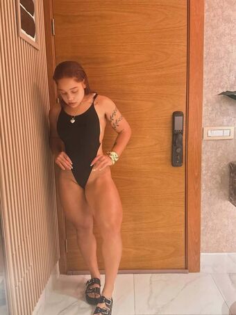 Achyfit Nakenläckor OnlyFans Foto 9