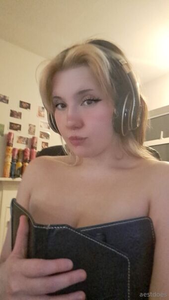 aestdoes Nakenläckor OnlyFans Foto 19