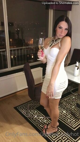 Agatha Onlyhot Nakenläckor OnlyFans Foto 5
