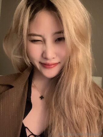 aiaixoxo7 Nakenläckor OnlyFans Foto 17