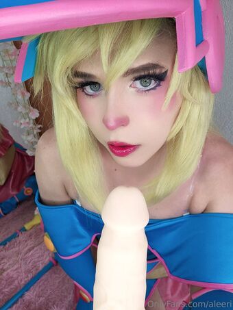 aleeri Nakenläckor OnlyFans Foto 12