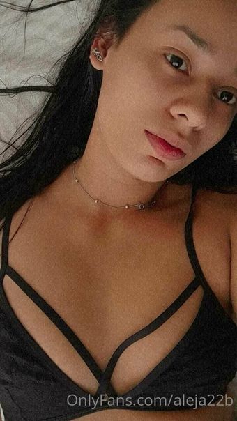 aleja22b Nakenläckor OnlyFans Foto 4