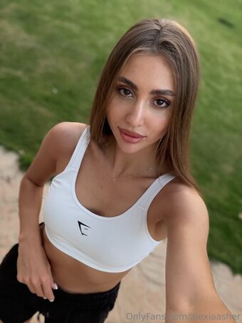 alexiaasher Nakenläckor OnlyFans Foto 45