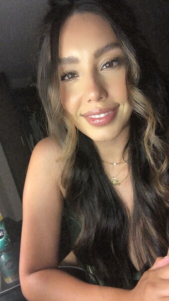 All Bella Nakenläckor OnlyFans Foto 8