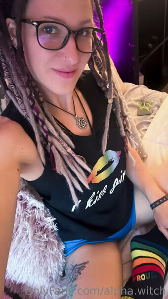 alpha.witch Nakenläckor OnlyFans Foto 10