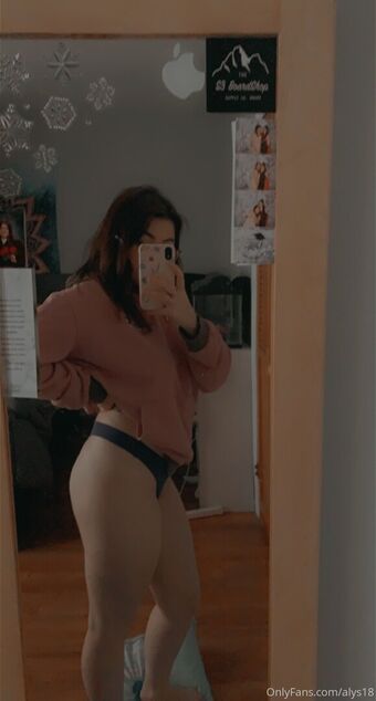 alys18 Nakenläckor OnlyFans Foto 12