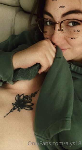 alys18 Nakenläckor OnlyFans Foto 20