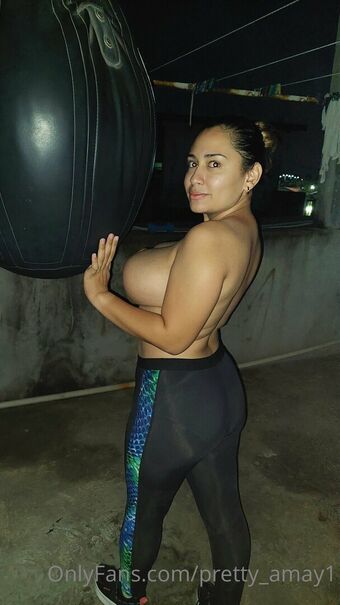 Amay Nakenläckor OnlyFans Foto 20
