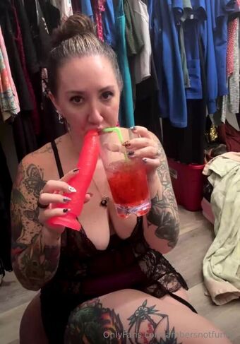 ambersnotfunny Nakenläckor OnlyFans Foto 13