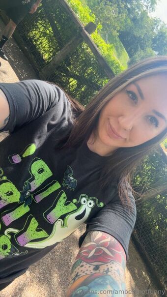 ambersnotfunny Nakenläckor OnlyFans Foto 23