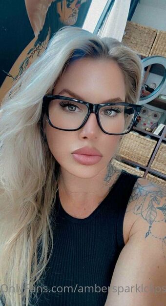 ambersparklclips Nakenläckor OnlyFans Foto 4