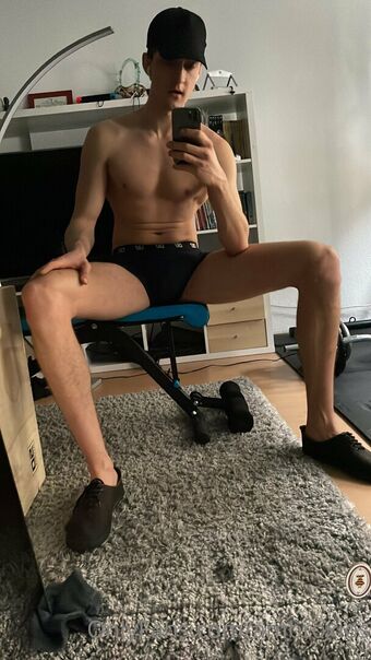 ambroxios Nakenläckor OnlyFans Foto 9
