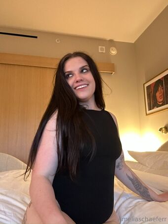 ameliaschaeferr Nakenläckor OnlyFans Foto 28