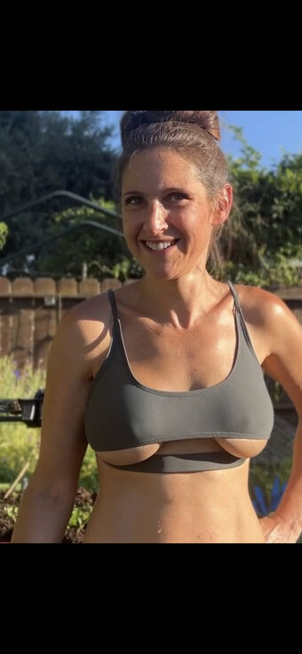 AmericanRootedFlowerFarm