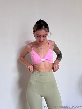 Amy_lovvee