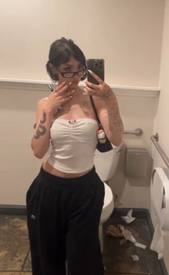Ang2high Nakenläckor OnlyFans Foto 7