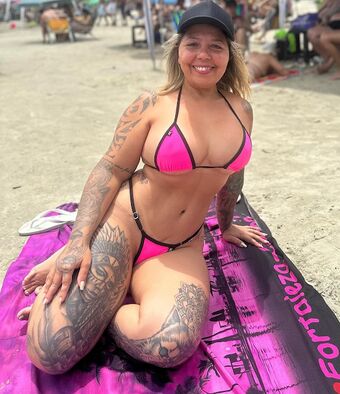 Angela Silva Nakenläckor OnlyFans Foto 4