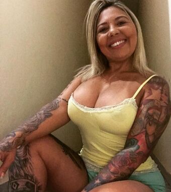 Angela Silva Nakenläckor OnlyFans Foto 8