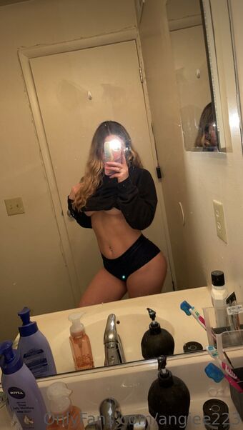 angieclydee