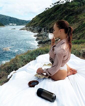 Anna Keßler Nakenläckor OnlyFans Foto 14