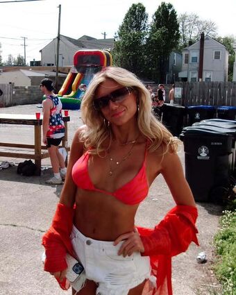 Anna Wright Nakenläckor OnlyFans Foto 12