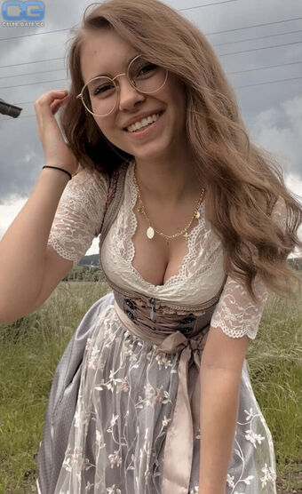 annakauer Nakenläckor OnlyFans Foto 4