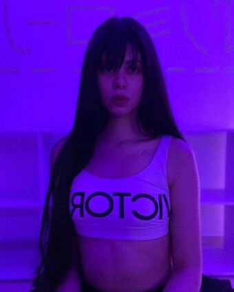 Anomiroll Nakenläckor OnlyFans Foto 15