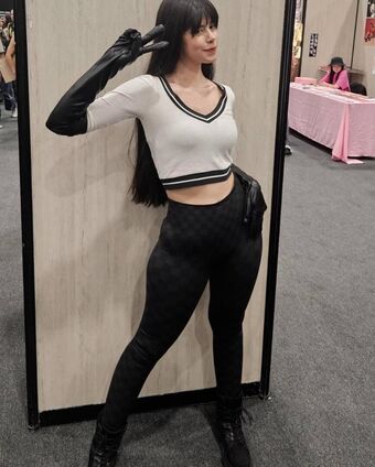Anomiroll Nakenläckor OnlyFans Foto 22