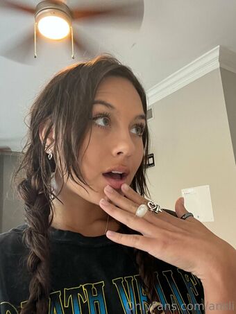 ansli Nakenläckor OnlyFans Foto 16