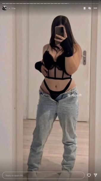 Appoline Nakenläckor OnlyFans Foto 45
