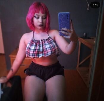 Aramiillf Nakenläckor OnlyFans Foto 2