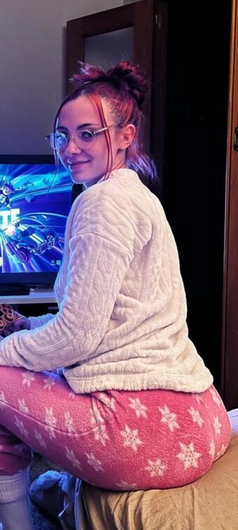 Ari Geli Nakenläckor OnlyFans Foto 33