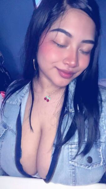 Ari Mar Nakenläckor OnlyFans Foto 18