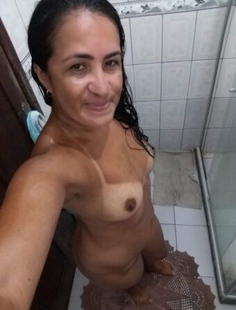 Arrependeu Nakenläckor OnlyFans Foto 1