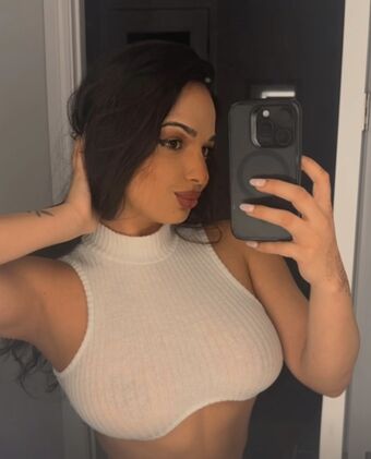 Arylooloo Nakenläckor OnlyFans Foto 4