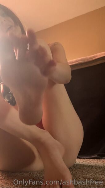 ashbashfree Nakenläckor OnlyFans Foto 12