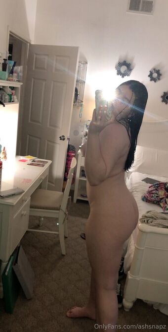 ashsnapz Nakenläckor OnlyFans Foto 19