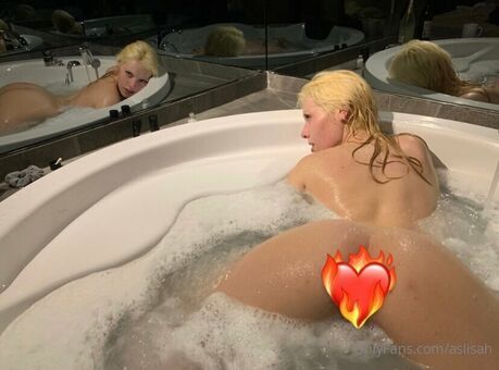Aslisah Nakenläckor OnlyFans Foto 24