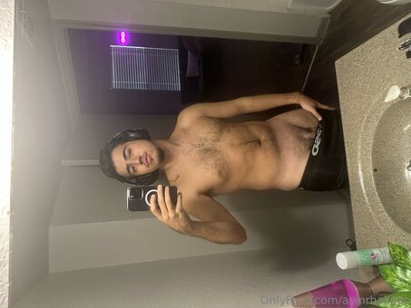 asmrhallpas Nakenläckor OnlyFans Foto 8