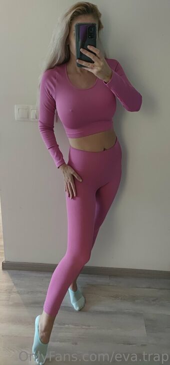 asstini Nakenläckor OnlyFans Foto 12