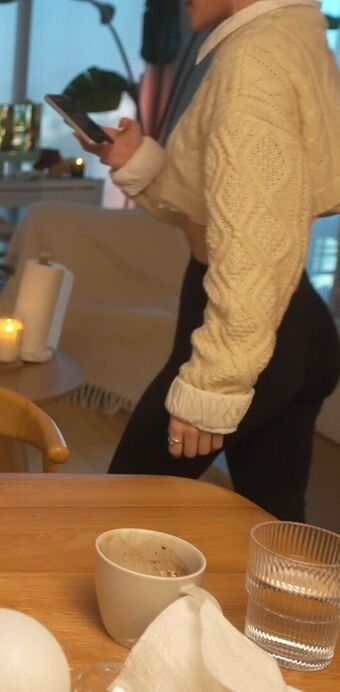 AstaBush Nakenläckor OnlyFans Foto 60