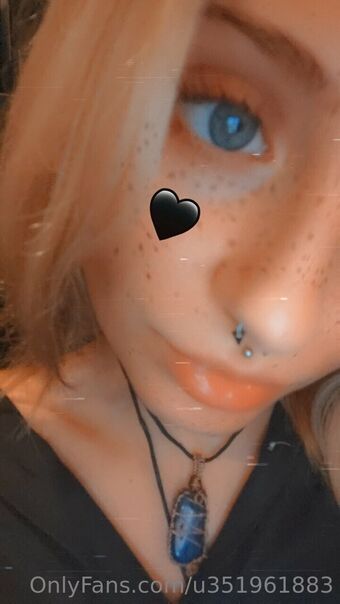 astrid-eclipse Nakenläckor OnlyFans Foto 8