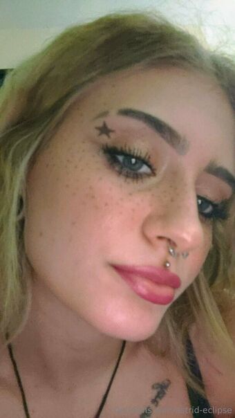 astrid-eclipse Nakenläckor OnlyFans Foto 20