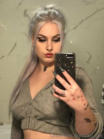 au.dpc Nakenläckor OnlyFans Foto 10