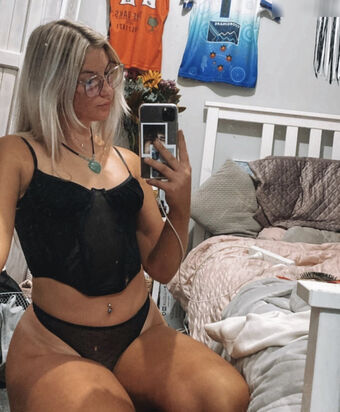auntybre Nakenläckor OnlyFans Foto 58