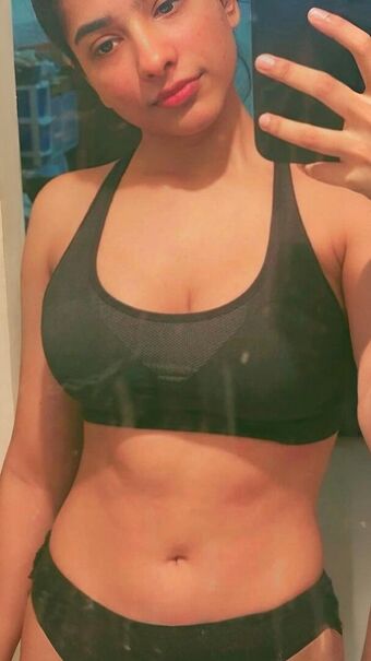 Aurora Sinclair Nakenläckor OnlyFans Foto 55